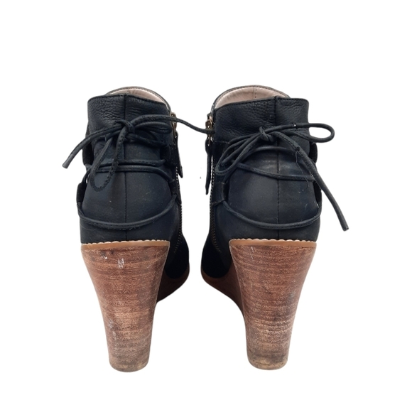 Hinge Tracer Black Suede Leather Wooden Stacked Wedge Ankle Boots Size 8 Women's - Picture 3 of 11